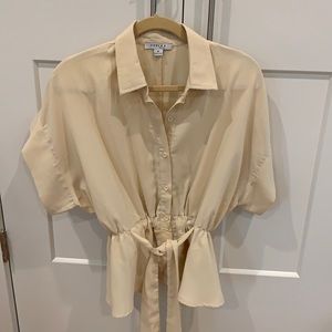 Short sleeve beige blouse